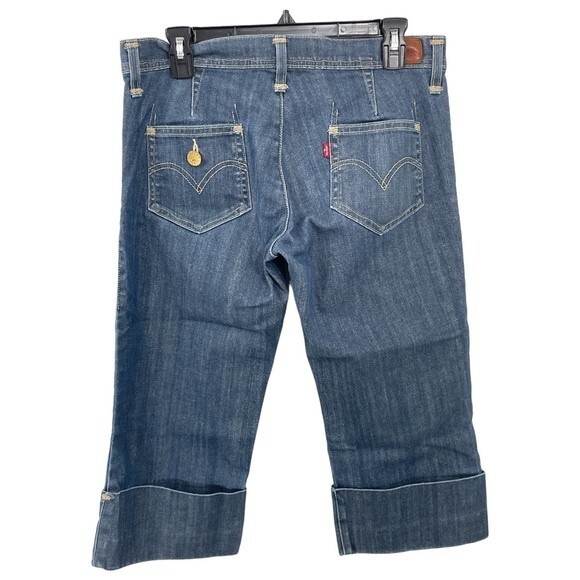 Levi’s Sun Set Gold Button Pocket Denim Capris Size 8 Vintage Cuffed Jeans - Picture 1 of 9